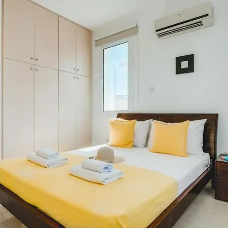 فيلة Seaview بروتاراس